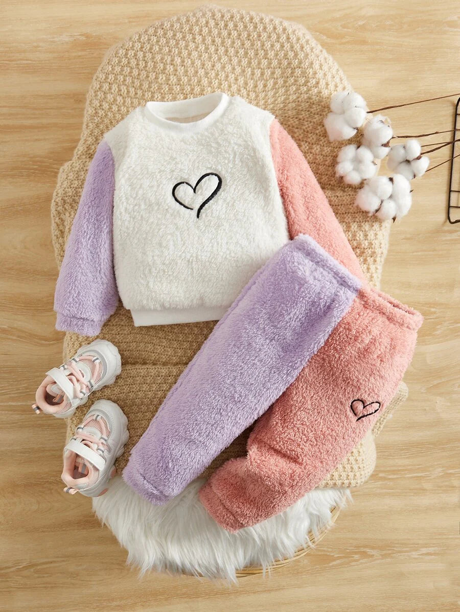 Conjunto 2 Peças Feminino Moletom & Calça Bicolor com Bordado Urso & Coração – Aconchego Baby Zoo