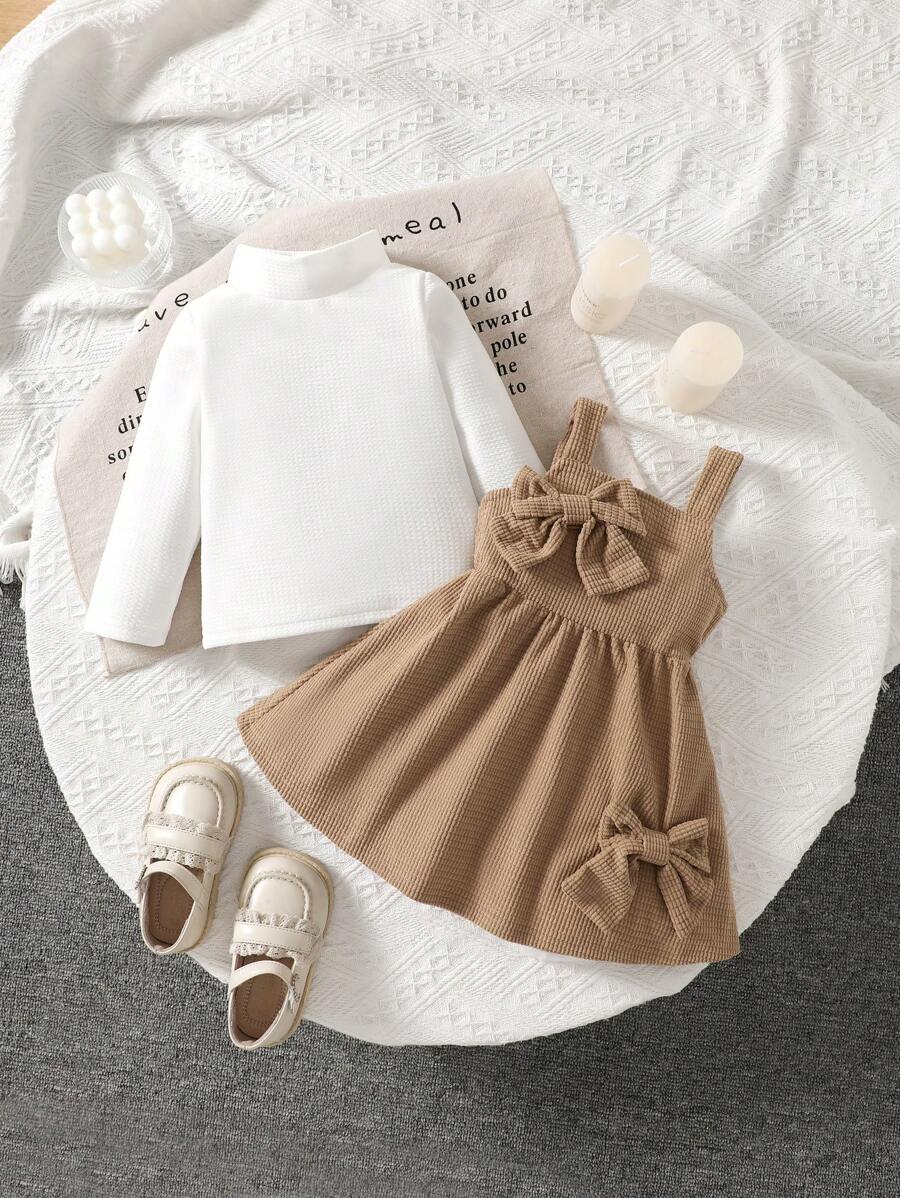 Vestido Princesa Tubinho de Veludo com Top Texturizado de Gola Alta – Outono/Inverno 2024 | Baby Zoo